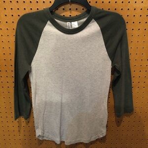 H&M Divided Olive Green and Tan Baseball Quarter Sleeve Tee Shirt Top